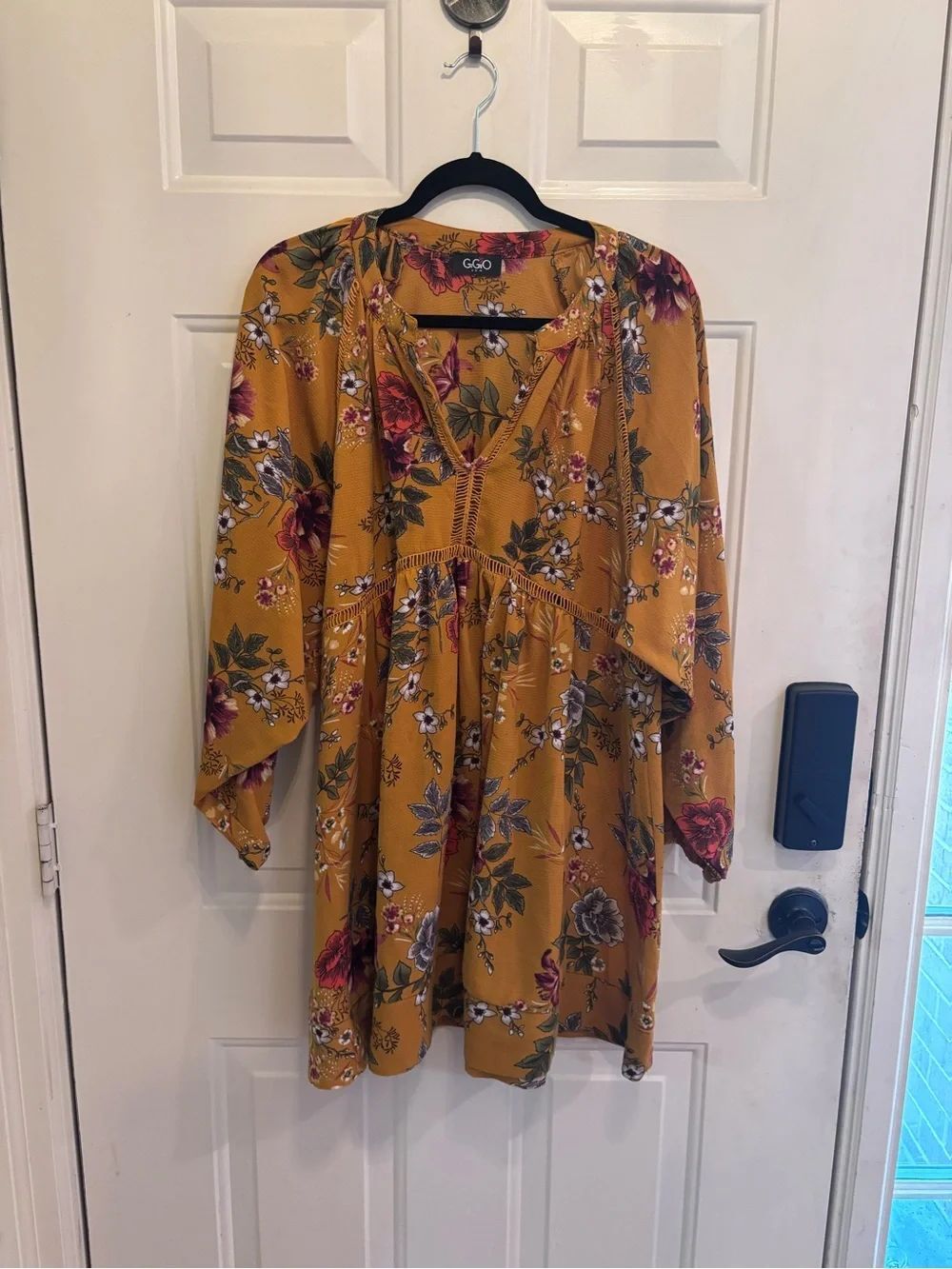 Gigio Boho Chic Floral V-Neck Mini Dress in Mustard - Women - Picture 2 of 5
